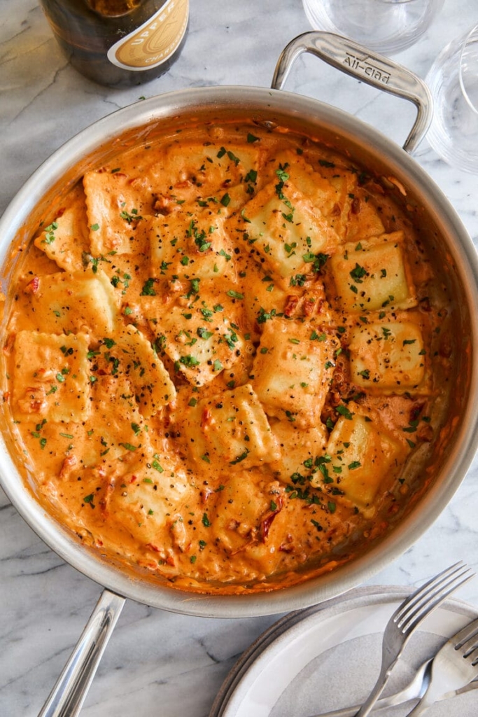 Ravioli with Sun-Dried Tomato Cream Sauce
